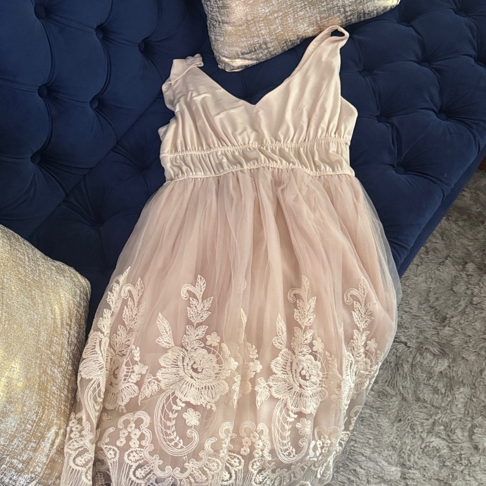 Elegant wedding/ party/ special occasion beautiful  Dress